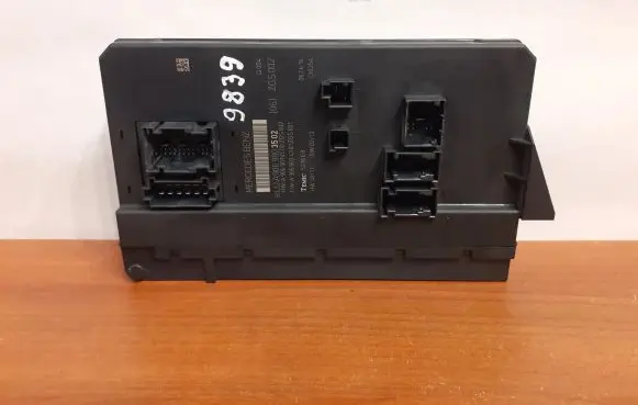Mercedes-Benz Sprinter W906 Fuse module A9069024301 A9069014500