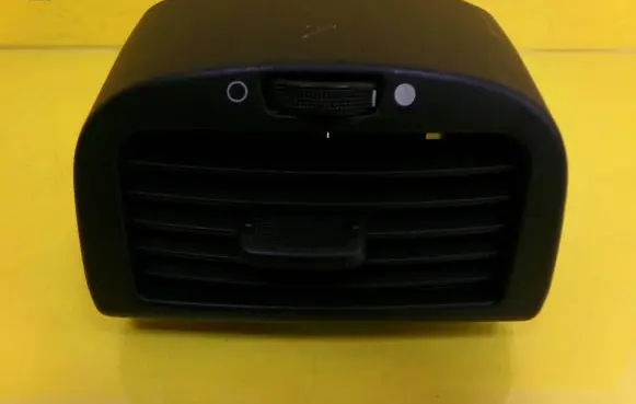 Fiat Stilo Dash center air vent grill LS347701