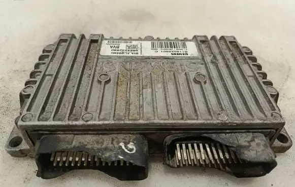 Peugeot 407 Gearbox control unit/module S118025601C 9654232880 8200302005