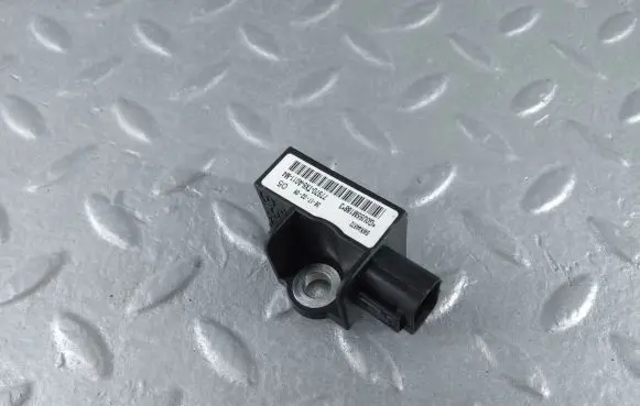 Honda Civic X Airbag deployment crash/impact sensor 5WK44972 77970TX6A011M4