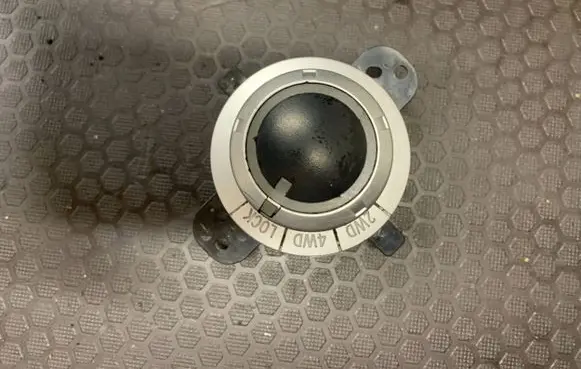 Peugeot 4007 Differential lock switch 