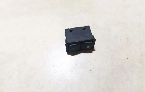 BMW 5 E39 Electric window control switch 8368974