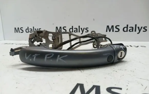 Volkswagen Touareg I Front door exterior handle 7L6837205 7L6837167