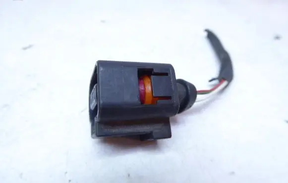 Skoda Roomster (5J) ABS module connector plug 3D0973709