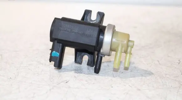 Volvo V50 Turbo solenoid valve 9672875080 70163302