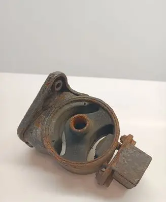 KIA Sorento Engine mount bracket NOCODE
