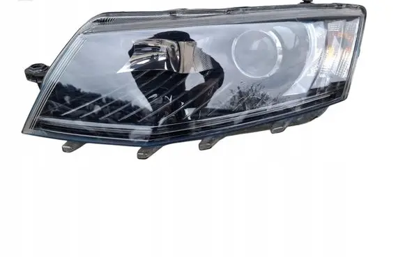 Skoda Octavia Mk3 (5E) Headlight/headlamp