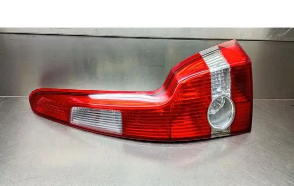 Volvo V50 Rear/tail lights 