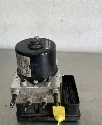 BMW 3 E90 E91 Master brake cylinder DOBMW1E873E90