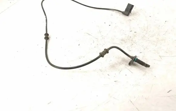 Mercedes-Benz C W205 ABS rear brake sensor 2059058503 A2059058503