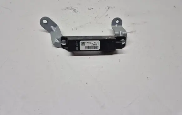 Chrysler Town u0026 Country V Keyless (KESSY) go control unit/module 05026962AA