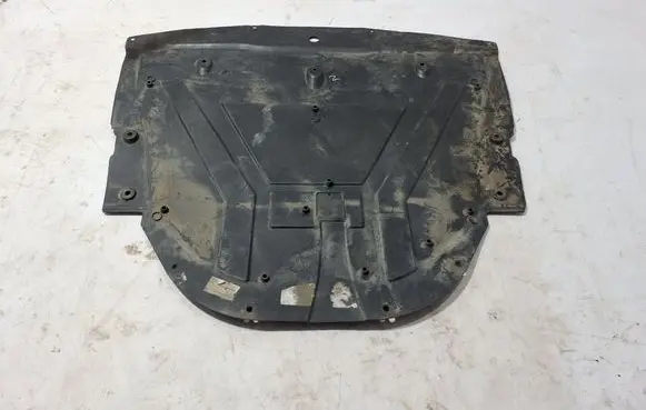 Renault Kadjar Engine splash shield/under tray 758904EA5A