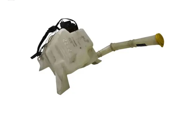 Mazda 6 Windshield washer fluid reservoir/tank GS1D67480 K0036