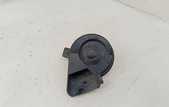 Audi A6 S6 C6 4F Horn signal 4F0951223