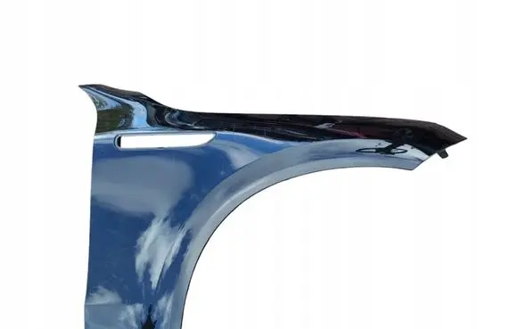 Mercedes-Benz EQC Fender