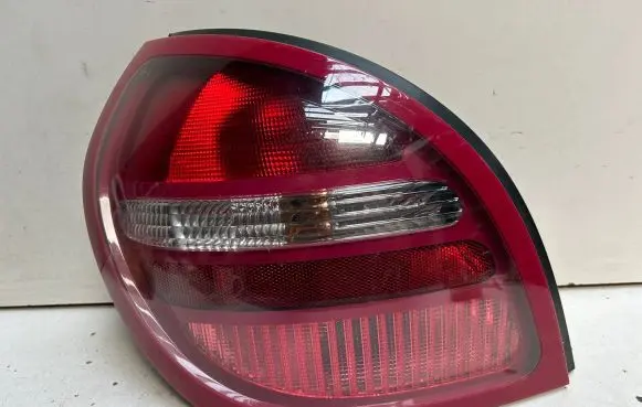 Nissan Almera N16 Rear/tail lights 1090163