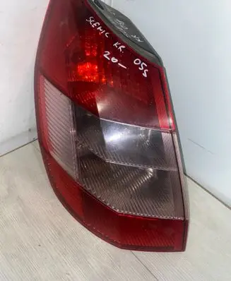Renault Scenic II - Grand scenic II Rear/tail lights 8200127704 2SK008659010