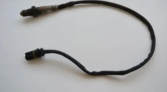 Mercedes-Benz C W203 Lambda probe sensor 0258006475 0025400617