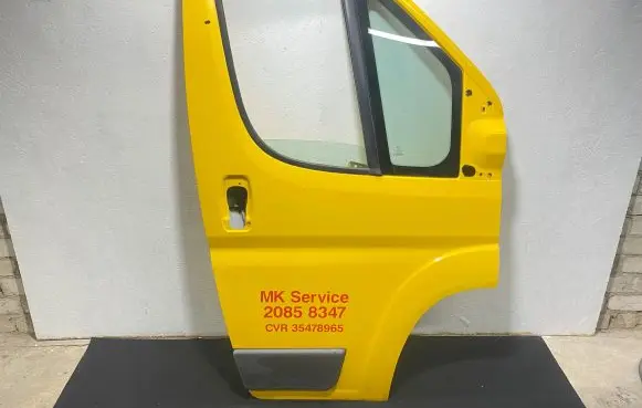 Door (2 Door Coupe)