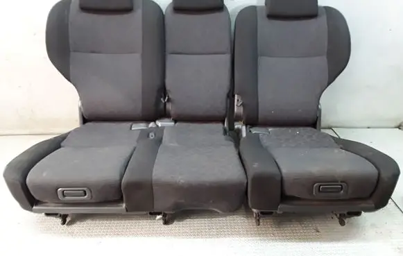Toyota Corolla Verso E121 Rear seat 