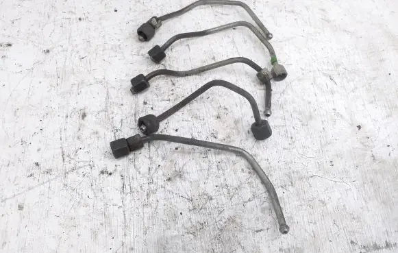 Peugeot 508 Fuel injector supply line/pipe 