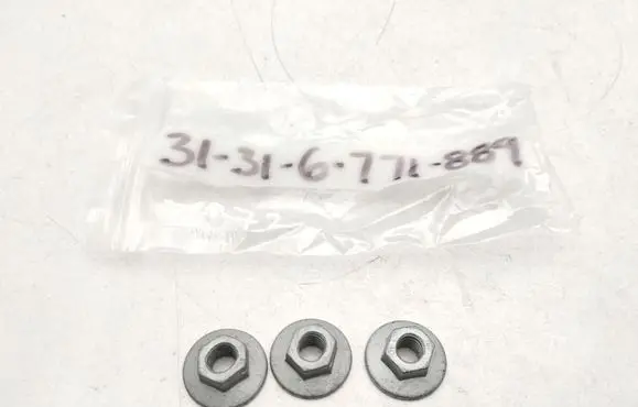 Rolls-Royce Ghost I Nuts/bolts 6771889