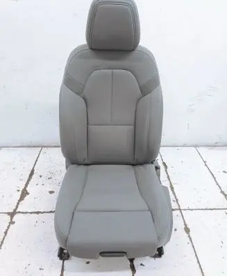 Polestar 2 Front passenger seat 