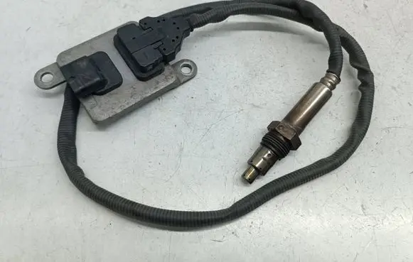 Mercedes-Benz GLC X253 C253 Lambda probe sensor A0009052909 A2C16442800 0009052909