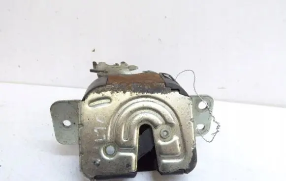 Mitsubishi Colt Tailgate/trunk/boot lock/catch/latch MR959190