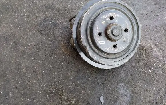 Renault 25 Rear wheel bearing hub 