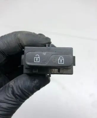 Volvo V60 Central locking switch button 31376498