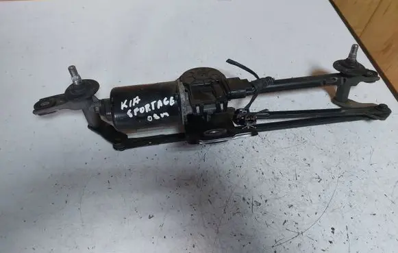KIA Sportage Front wiper linkage and motor