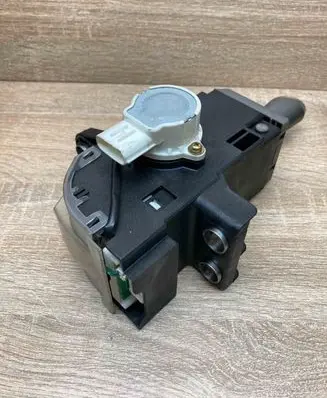 Toyota Prius (XW20) Gear shifter/selector 8945147030 1923002020 USED