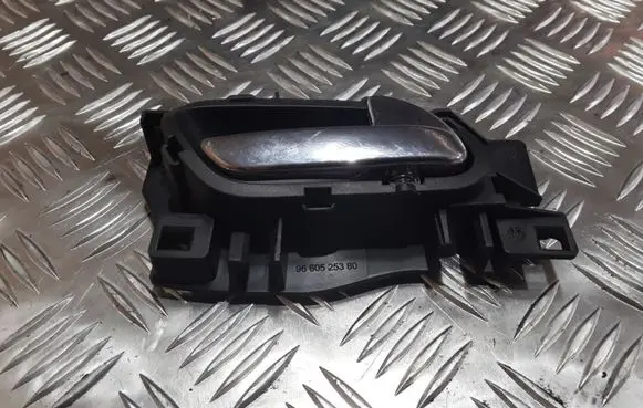 Peugeot 308 Rear door interior handle 9660525380