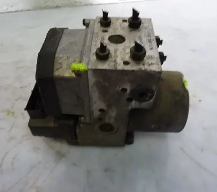 Audi A4 S4 B5 8D ABS Pump 8E0614111H