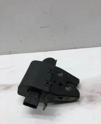 Audi A3 S3 8P Loading door lock 