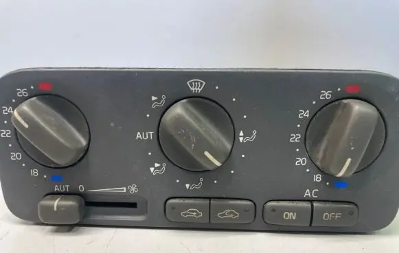 Volvo C70 Climate control unit 9171799