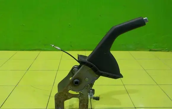 KIA Carens III Handbrake/parking brake lever assembly 