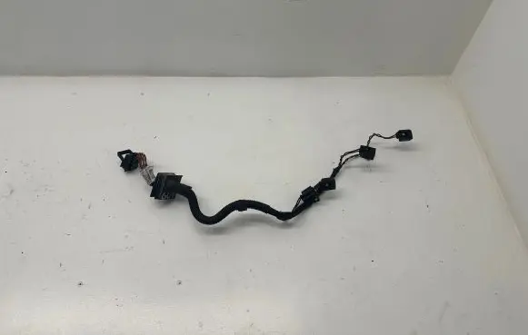 BMW 3 E90 E91 Fuel injector wires 78111875