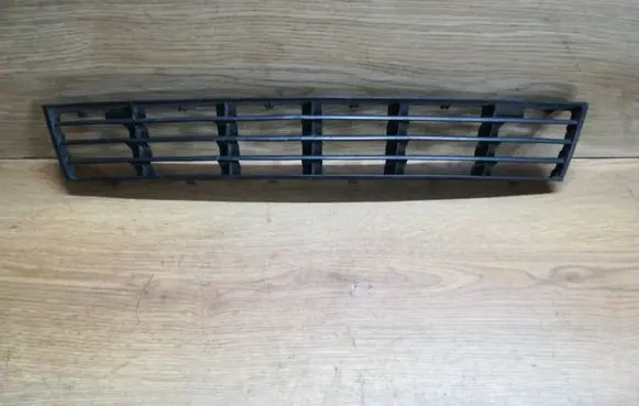 Audi A4 S4 B5 8D Front bumper lower grill 8D0807683AA