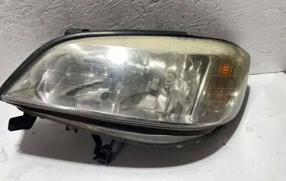 Opel Zafira A Headlight/headlamp 89100054