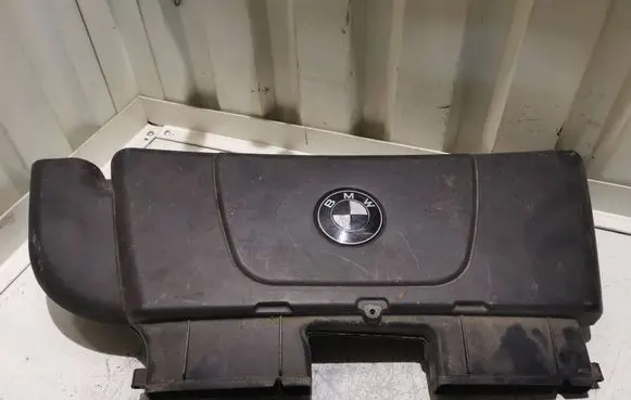 BMW 3 E90 E91 Air intake duct part 7790605 22793115