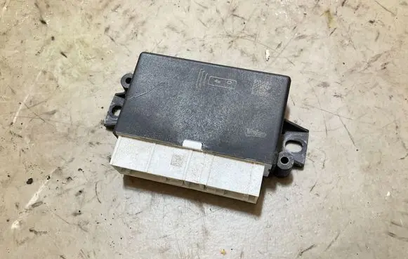 Peugeot Partner III Parking PDC control unit/module 9836044880 ECU4CM 63821V