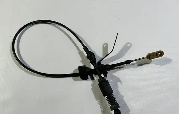 Chevrolet Corvette C5 Gear shift cable linkage 12561688