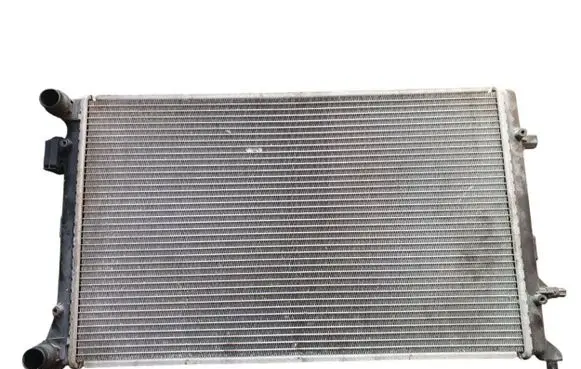 Audi A3 S3 8P Coolant radiator 65277A