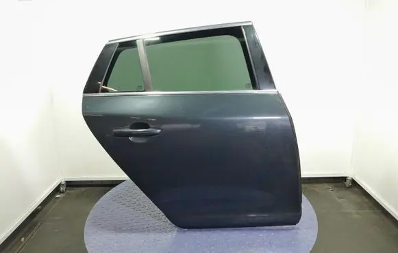 Volvo V60 Rear door