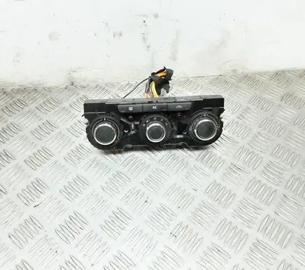 Skoda Superb B6 (3T) Climate control unit 3T0820047R 5HB00975240 16875950