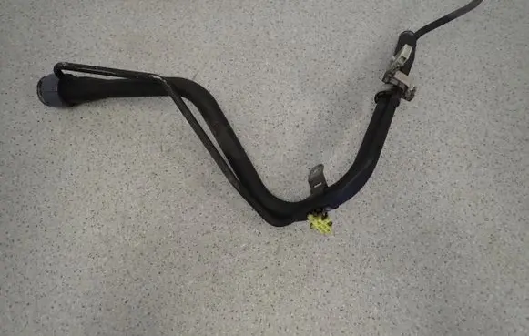 Fuel tank filler neck pipe