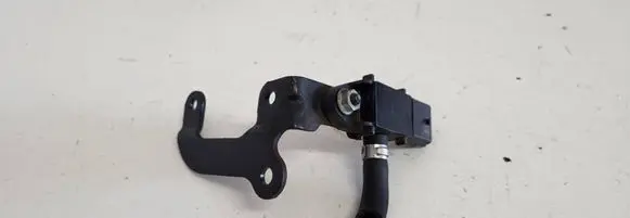 Vacuum valve