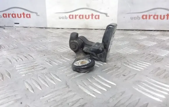 Opel Vectra C Rear door upper hinge